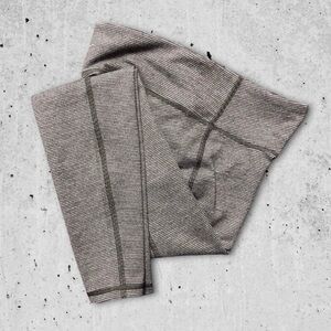 Old Navy Black and White Striped Leggings